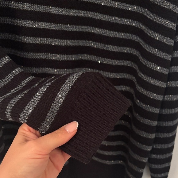 Lily Morgan Black and Gray Striped sequins Women's Sweater size 1X - Picture 6 of 9